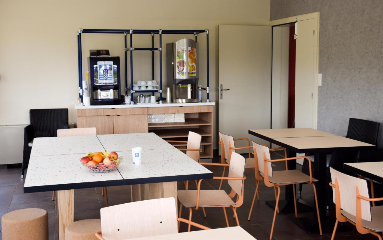 Ibis Budget Millau Viaduc Экстерьер фото