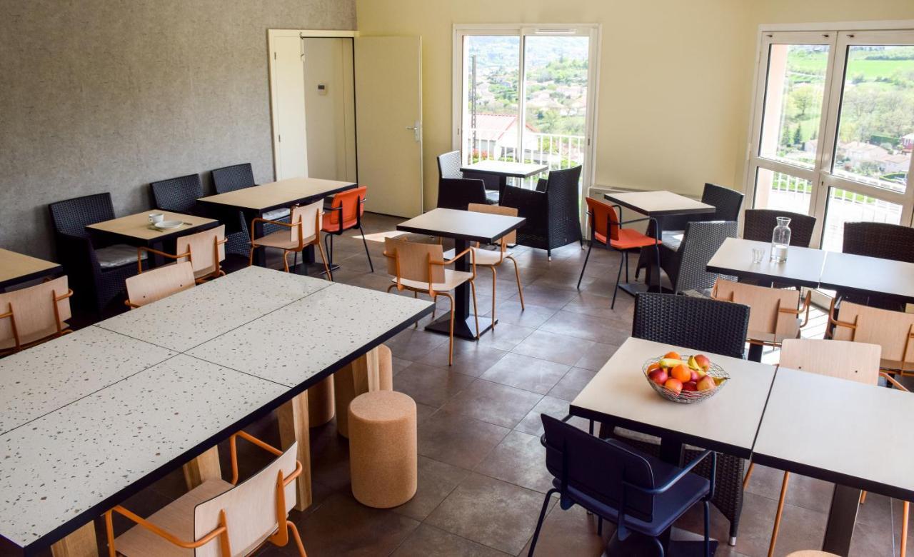 Ibis Budget Millau Viaduc Экстерьер фото