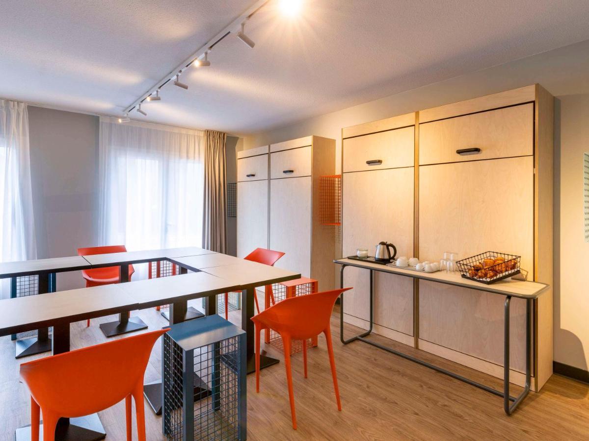 Ibis Budget Millau Viaduc Экстерьер фото